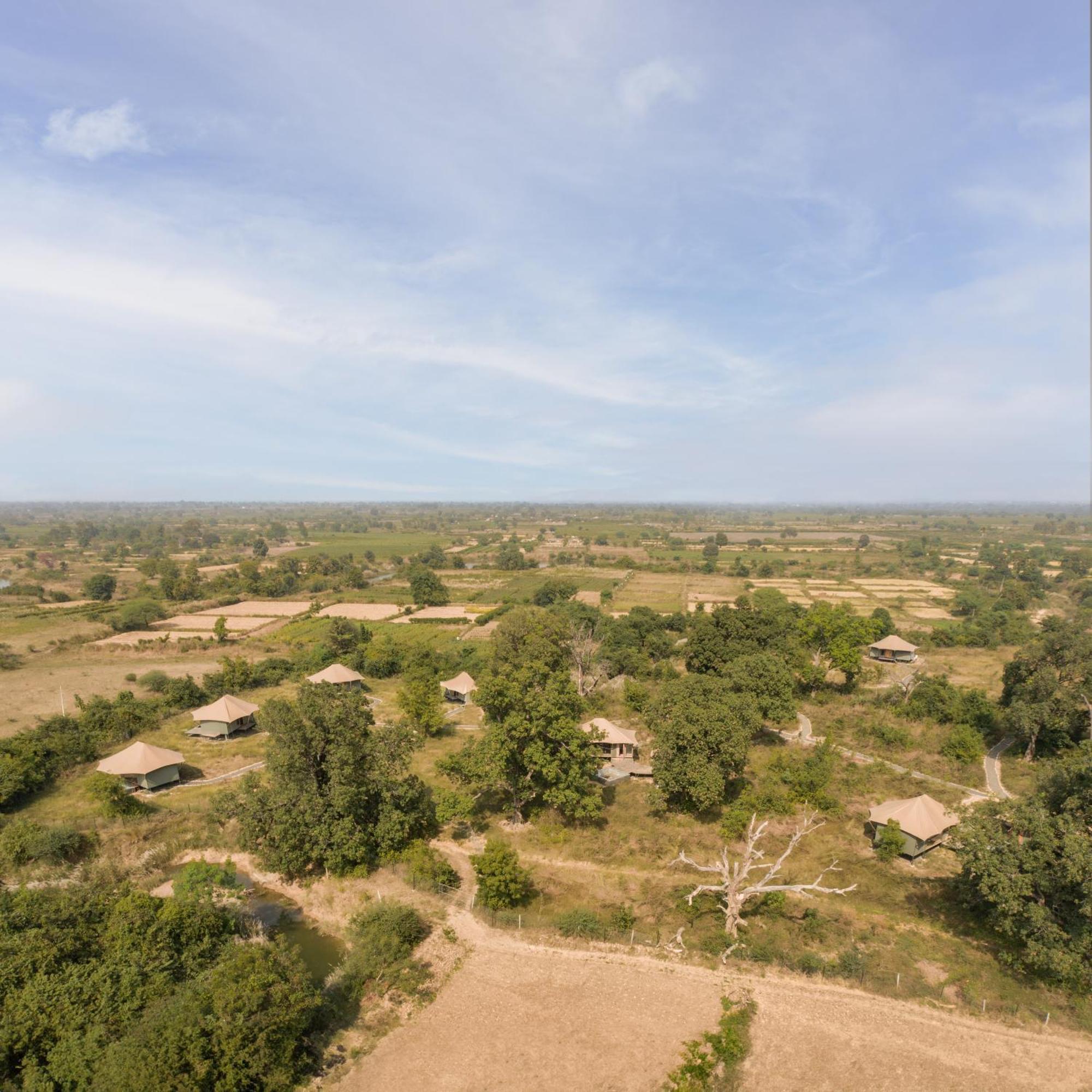 Trees N Tigers, Tadoba Hotel Kolara Exterior photo